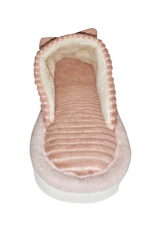 Elegante pantufla de mujer con lazo