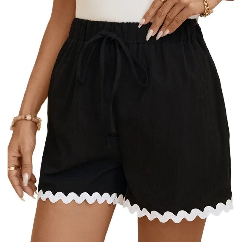 Short Black Beauty Vila
