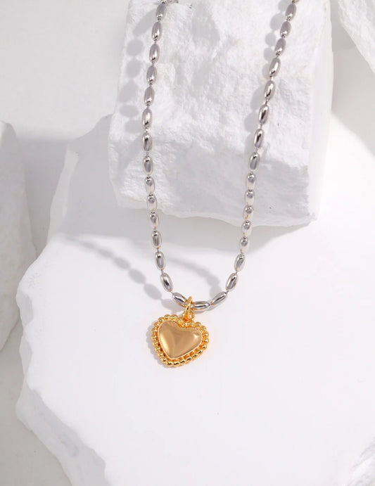 Gray Rice Pearl with Heart Pendant Necklace