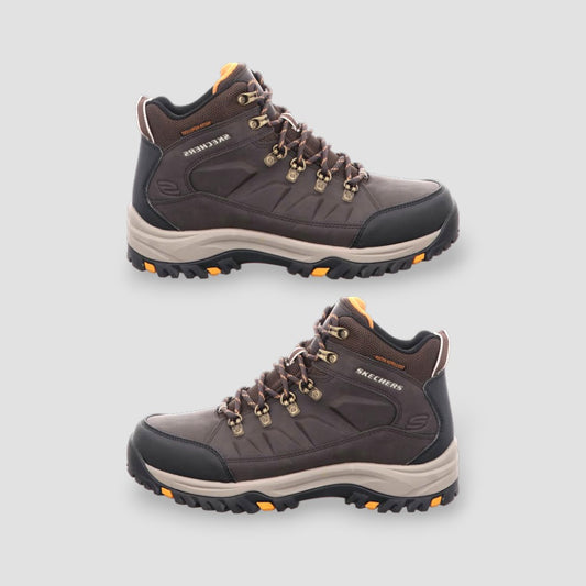 SKECHERS  Relaxed Fit