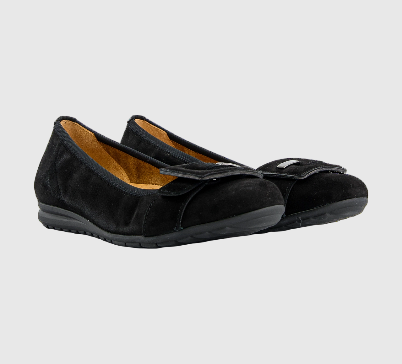 Pair of black flat shoes Gabor Comfort