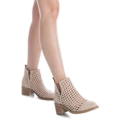 Summer boots TXI on feet